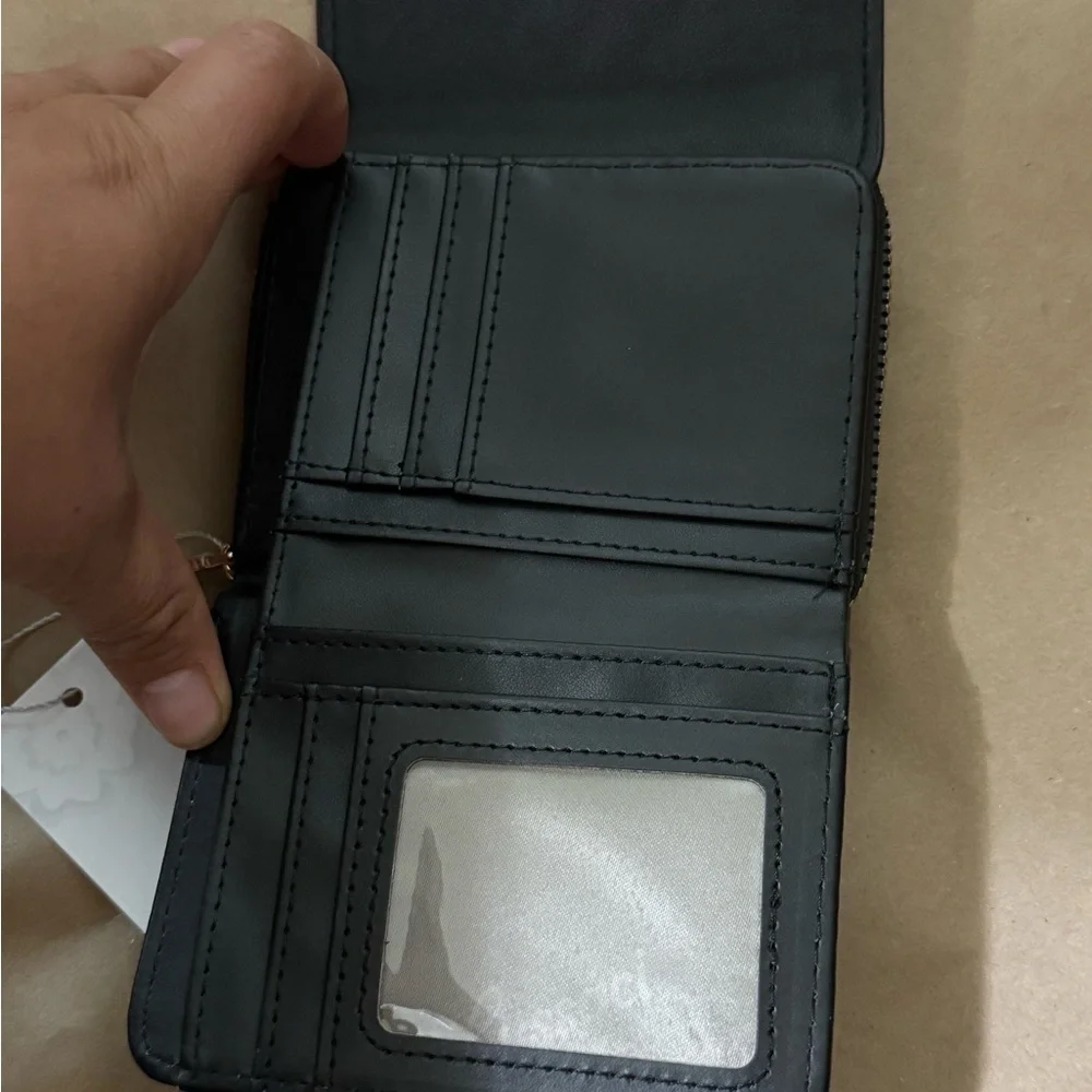 Gussaci Black and Cream Women's Wallet